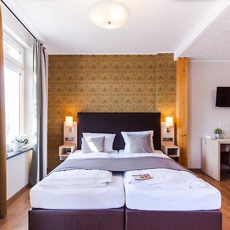 Mayer'S Weinhotel Zell Eksteriør billede